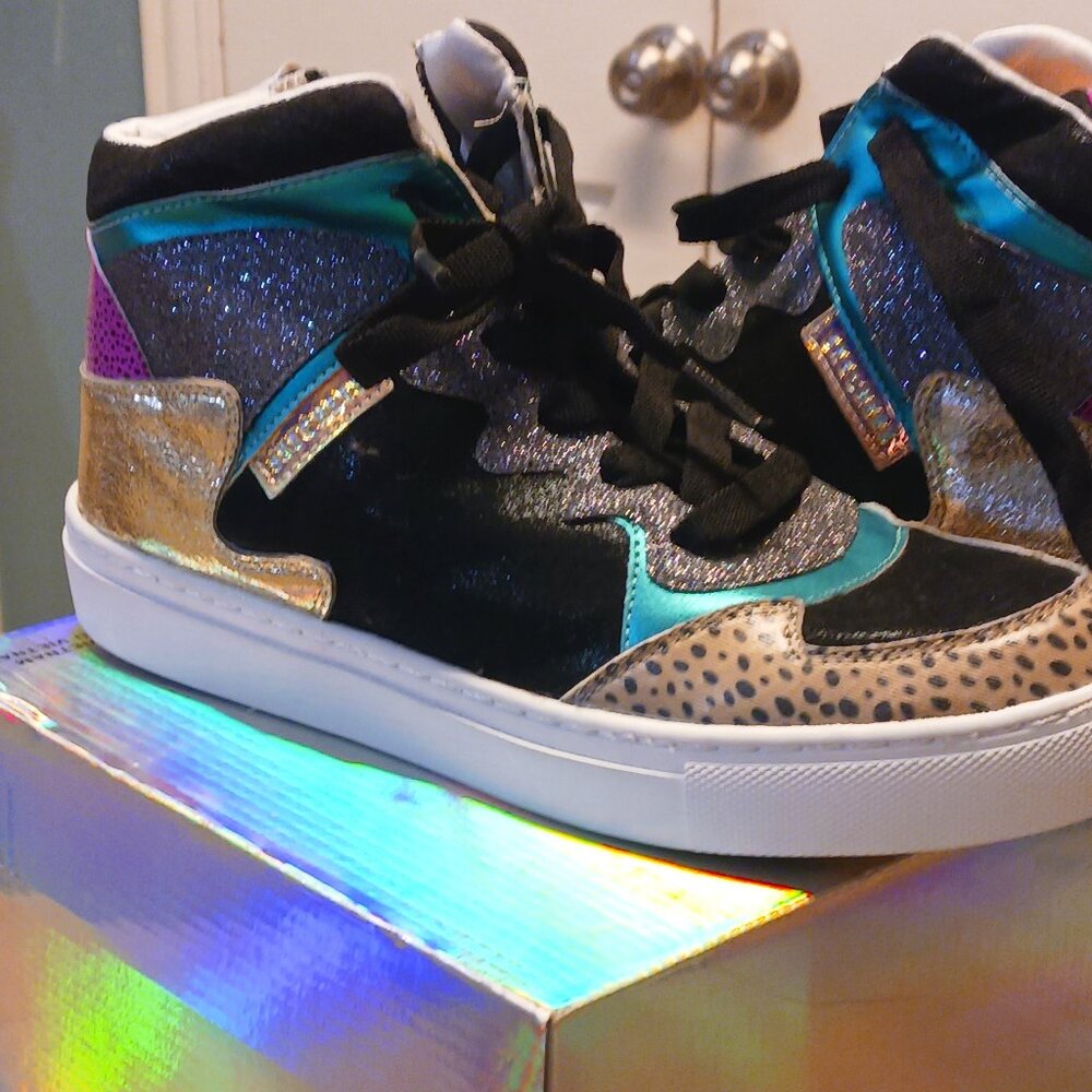 Skechers Streetside sneakers Womens 8 Big girls 6